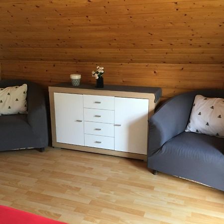 Nefelejcs Apartman Balatonvilagos Exterior photo