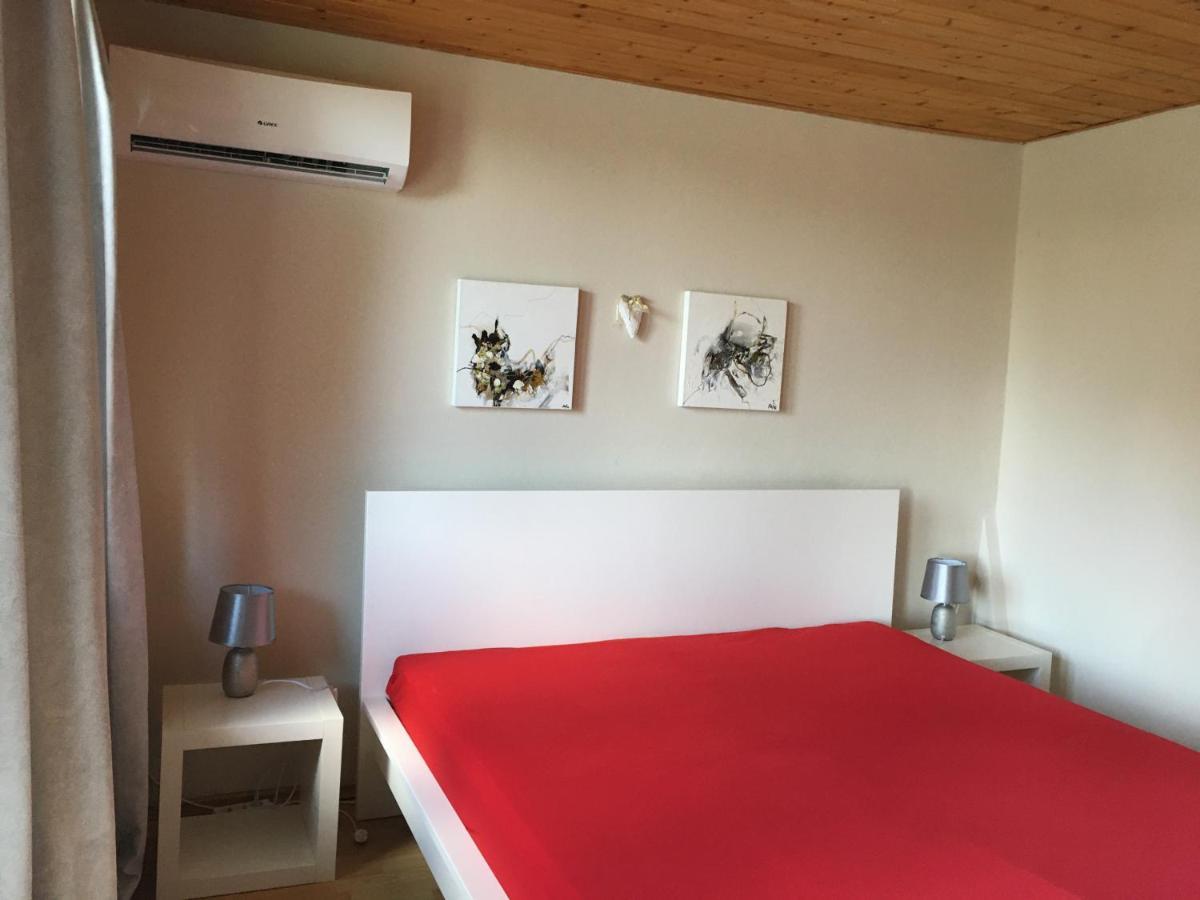 Nefelejcs Apartman Balatonvilagos Exterior photo